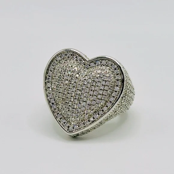 18K Gold Plated Pave Heart Ring – Size 7 Statement Cocktail Style - Picture 4 of 9
